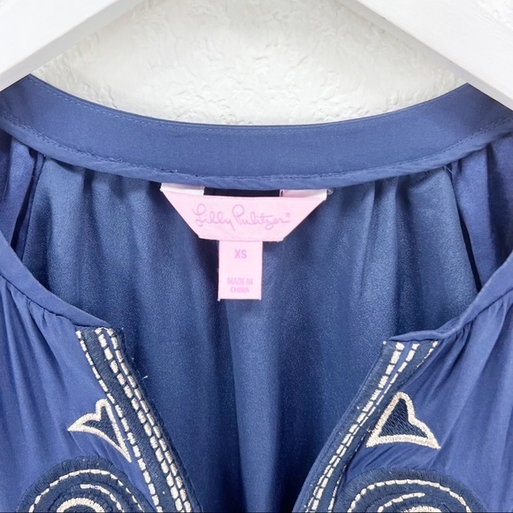 Lilly Pulitzer Bryce Silk Dress True Navy Embroidered Silk Cold Shoulder XS - Picture 3 of 8